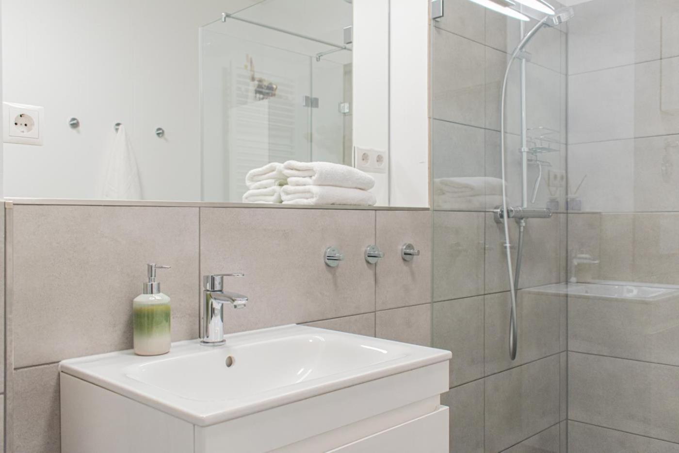 Ferienwohnung Aqualino شاربوتس المظهر الخارجي الصورة